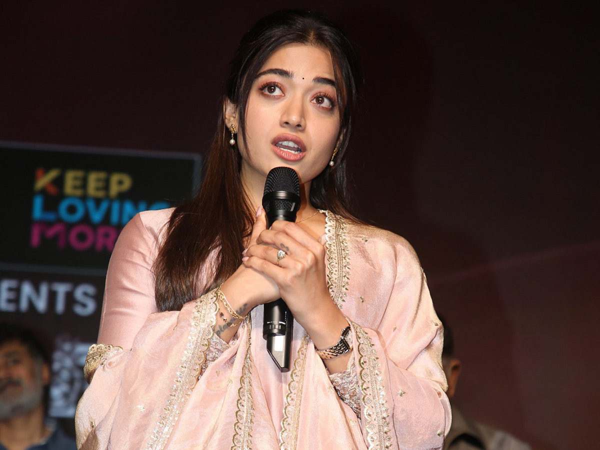 Rashmika Mandanna The Girlfriend Movie Success Meet Photos12