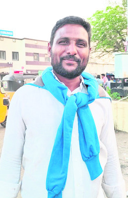 బతుకుదెరువుకు.. బండెక్కి వచ్చి1