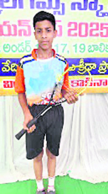 జాతీయస్థాయి స్క్వాష్‌  పోటీలకు సయ్యద్‌ 1