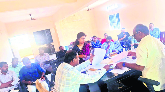 రోడ్డు విస్తరణ పనుల్లో వేగం1