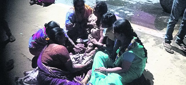 చిన్నారిని చిదిమేసిన నిర్లక్ష్యం 1