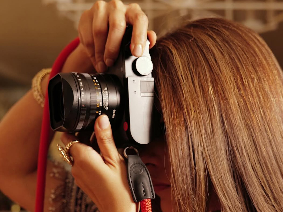 Actress Mrunal Thakur Dacoit Movie Memories Photos12