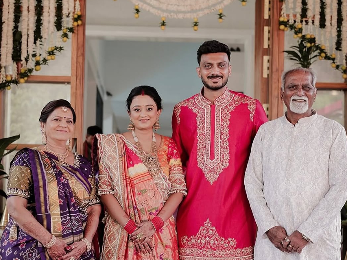 Axar Patel And wife Meha Inaugurate Their New house Photos6