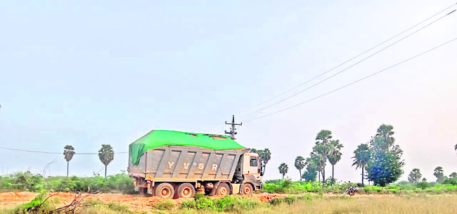 ● మత్తులో జోగుతున్న యంత్రాంగం1