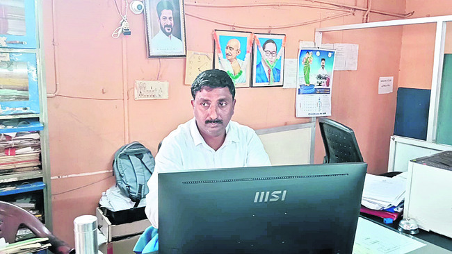 ఏసీబీ కలకలం..!2