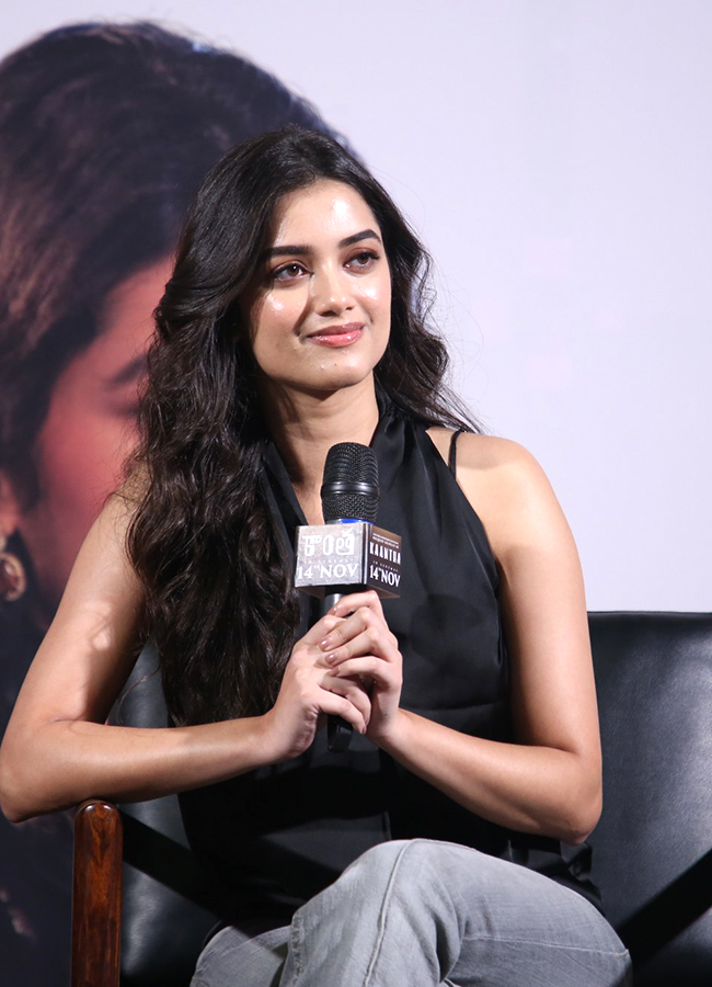 Actress Bhagyashri Borse Cute Expressions in Kaantha Success Meet12