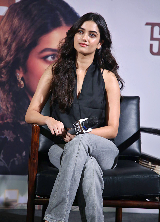 Actress Bhagyashri Borse Cute Expressions in Kaantha Success Meet9