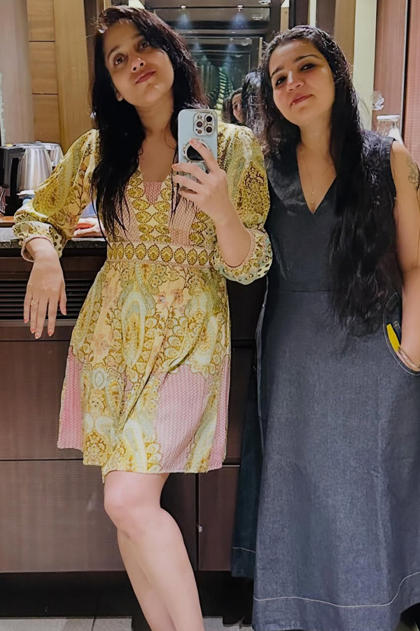 Anchor Rashmi Gautam Shared special post for her friend Richie on her birthday Photos12