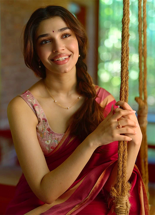 Most Beautiful Actress Krithi Shetty HD Photos12