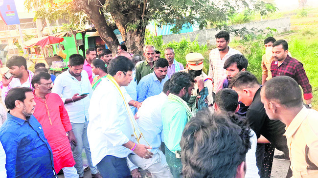 మానవత్వం చాటుకున్న మంత్రి శ్రీధర్‌బాబు
1