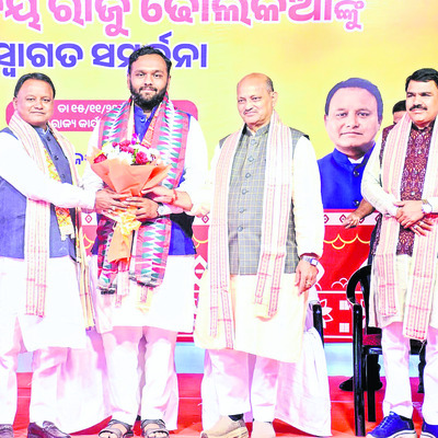 జై ఢొలొకియా నువాపడా అభివృద్ధి రథసారధి: ముఖ్యమంత్రి 1