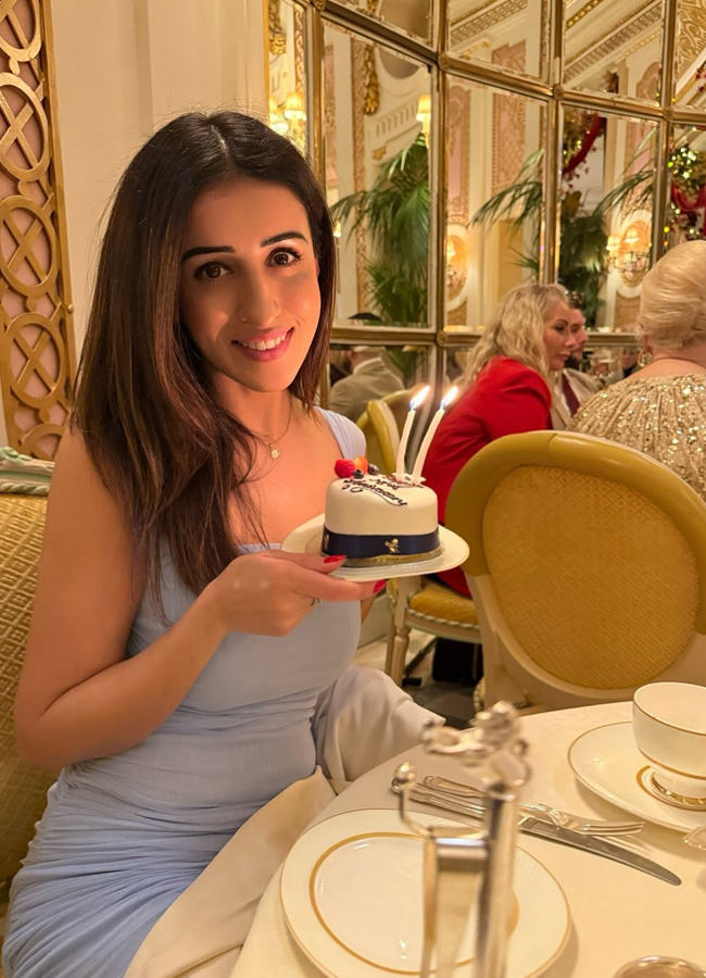 Manmadudu movie actress anshu celebrated their 15th wedding anniversary3