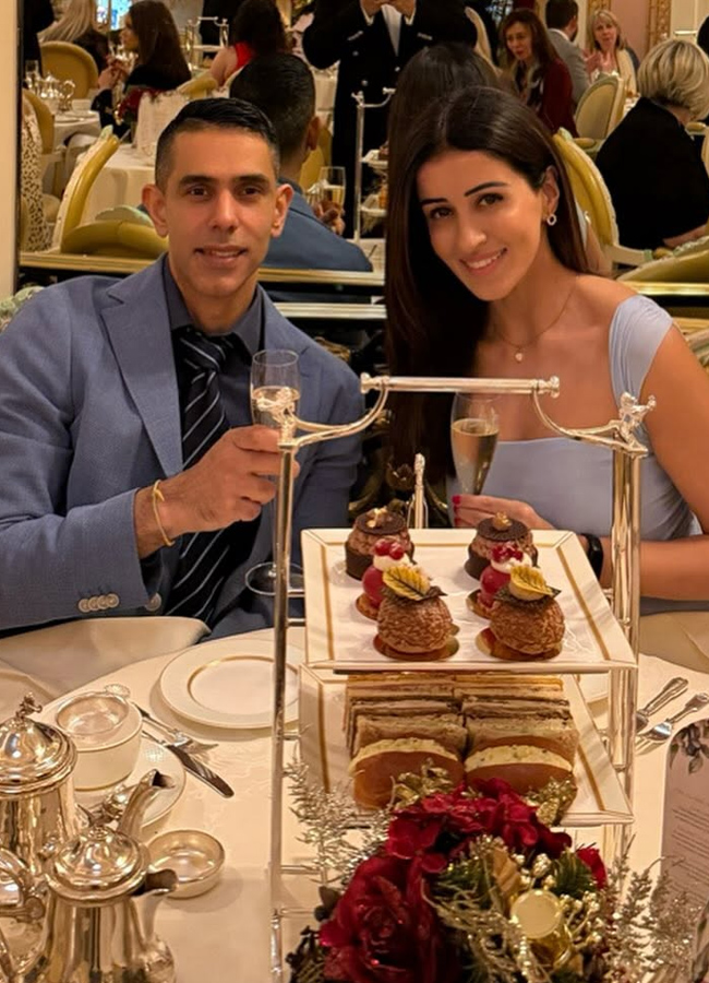 Manmadudu movie actress anshu celebrated their 15th wedding anniversary4