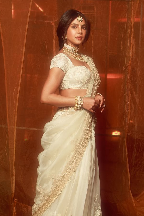 Priyanka Chopra steals the show at Varanasi title Reveal Globetrotter event: Photos5