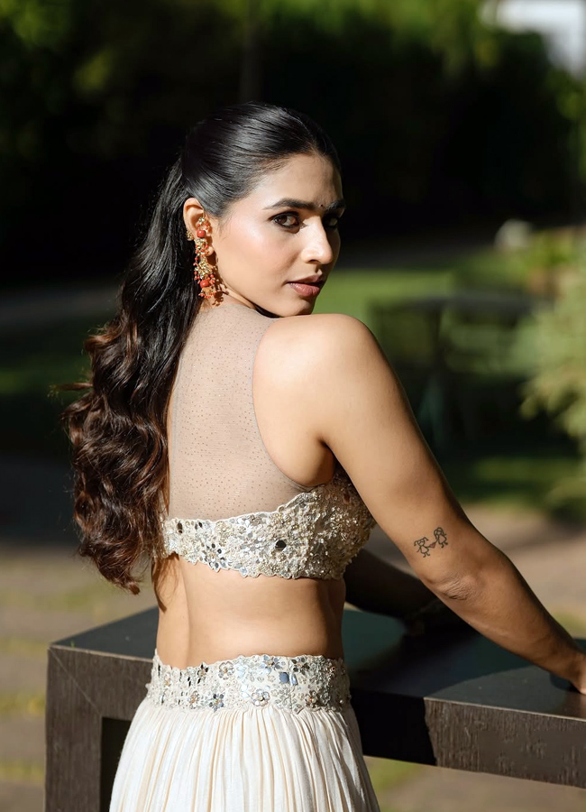 'Kantara' Sapthami Shining Like a Swan (Photos)16