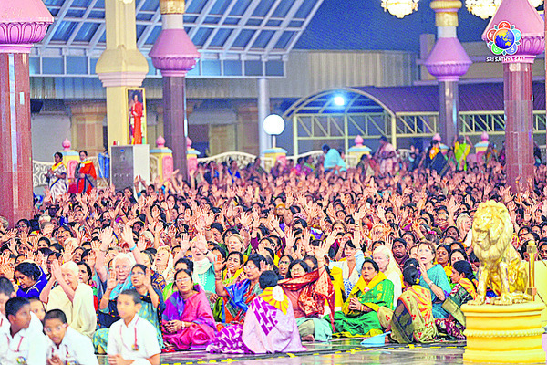 సాయి కీర్తనం.. భక్త పరవశం1