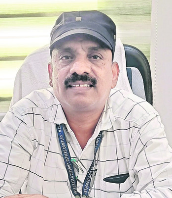 సహజ సిద్ధంగా.. 
8