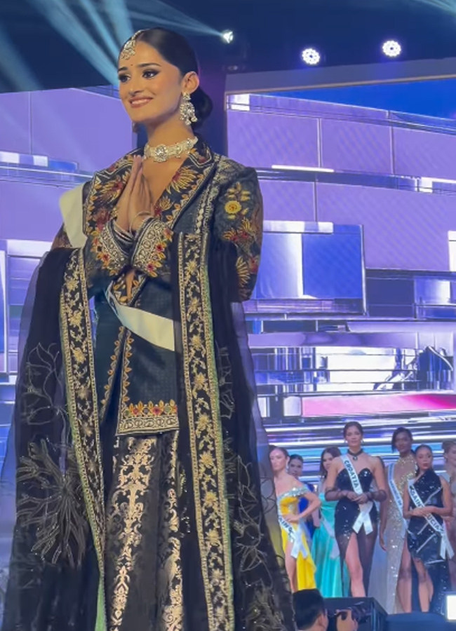 Miss India Manika Vishwakarma looks like a queen in a black lehenga..!16