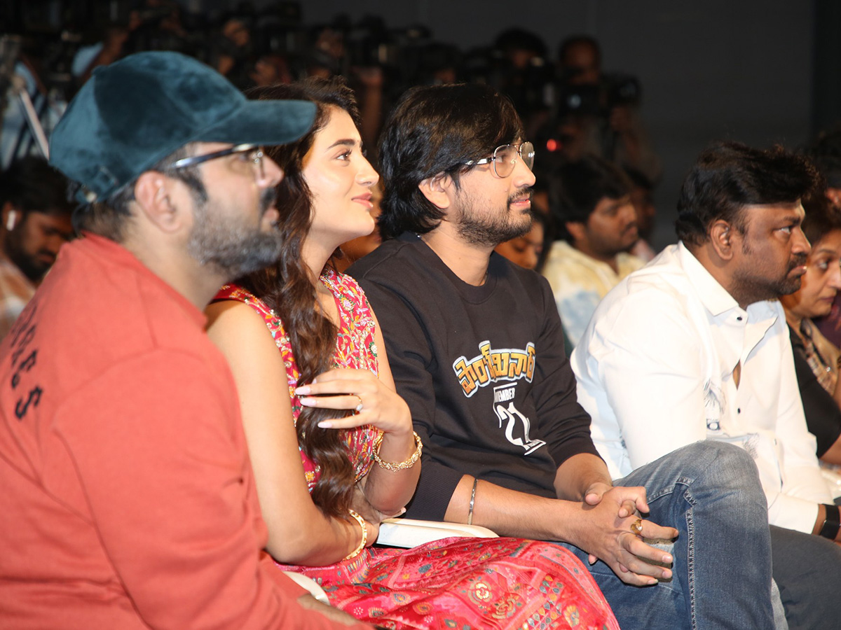 Paanch Minar Movie Trailer Launch Event Photos13