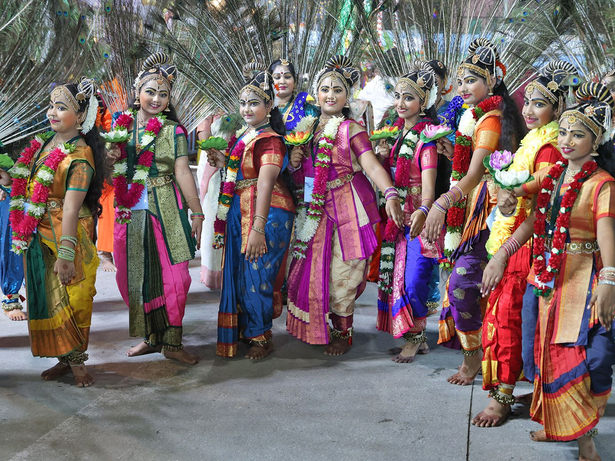 The abode of Goddess Padmavati adorned5