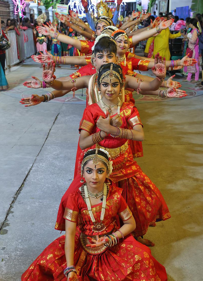 The abode of Goddess Padmavati adorned8