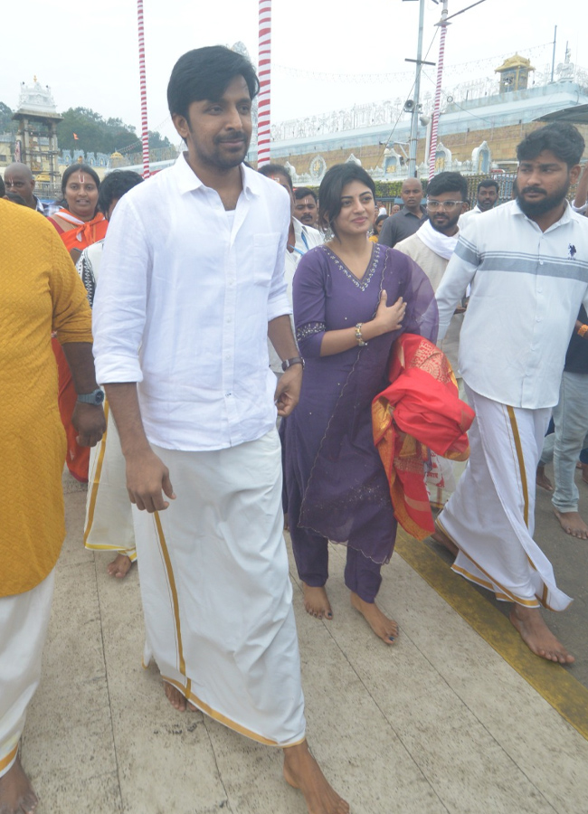 Tollywood stars at Tirumala Srivari Seva (Photos)2