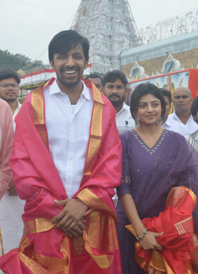 Tollywood stars at Tirumala Srivari Seva (Photos)13