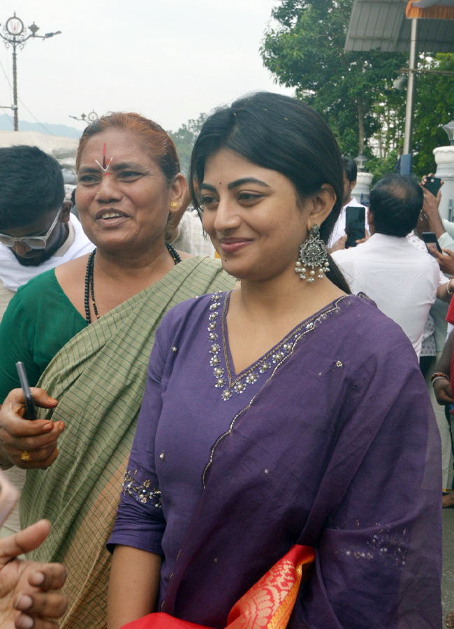 Tollywood stars at Tirumala Srivari Seva (Photos)3