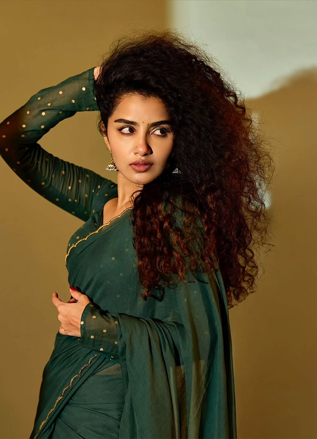 Tollywood Actress Anupama Parameswaran Latest Photos14