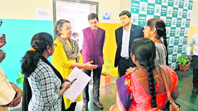 రూ.32 లక్షల  నగలు స్వాధీనం 1