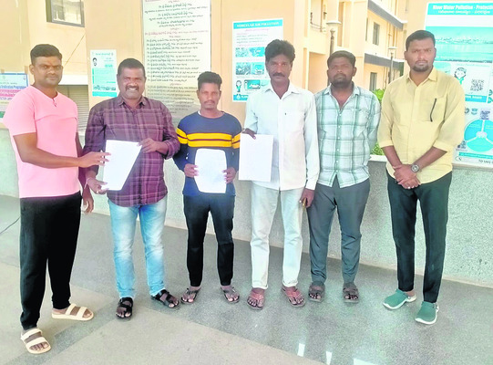 సమస్యలు పరిష్కరించాలి1