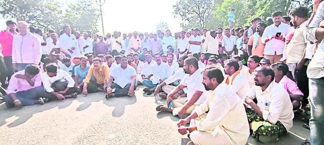 తెల్లబోతున్నారు..!1