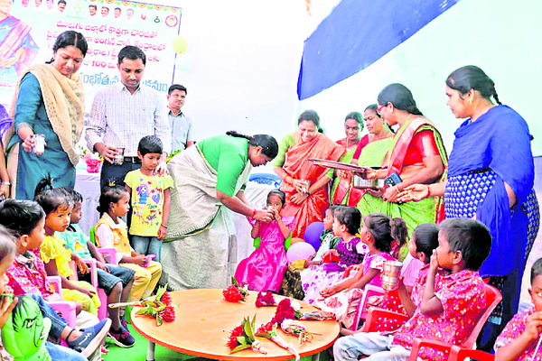 చిన్నారుల సంపూర్ణ ఆరోగ్యమే లక్ష్యం1