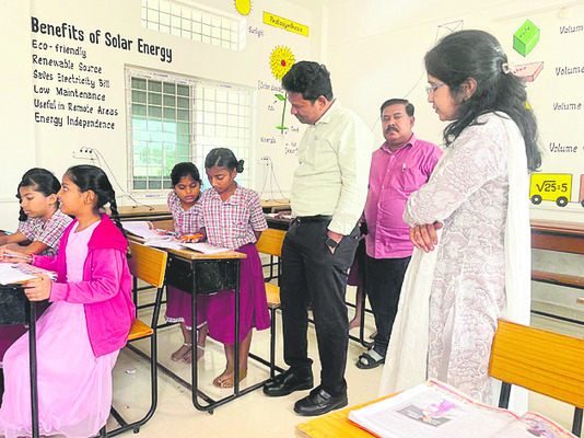 కోరలు చాచిన ప్లాస్టిక్‌ భూతం!1