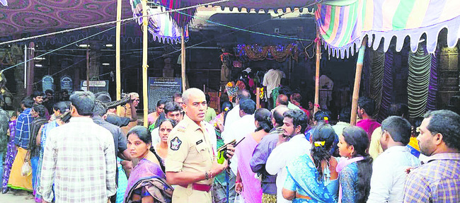 రత్నగిరిపై కార్తిక శోభ1