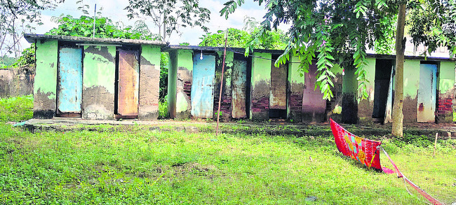 కల్పించలేదమ్మా వసతి! 2