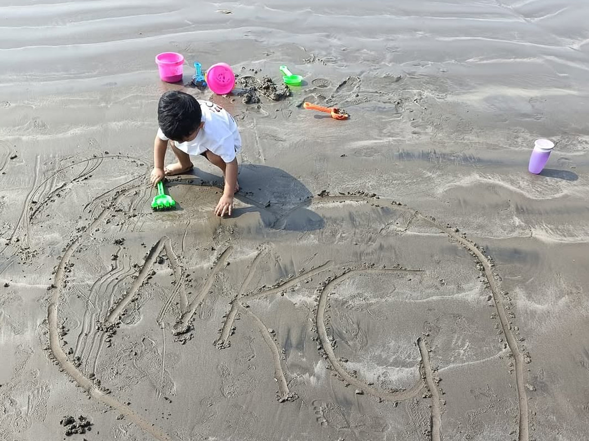 Actress Kajal Aggarwal Cute Post About Her Son Photos6