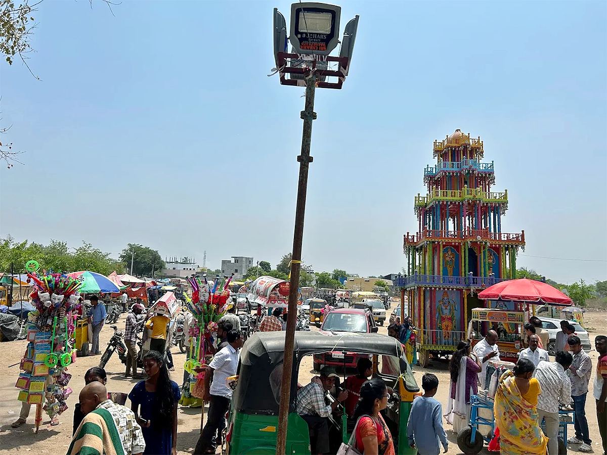 Devotional : Lakshmi Narasimha Swamy Temple Bejjanki HD Photos12