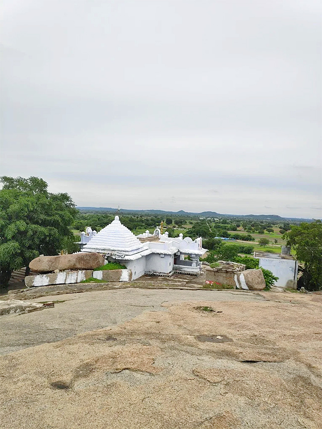Devotional : Lakshmi Narasimha Swamy Temple Bejjanki HD Photos14