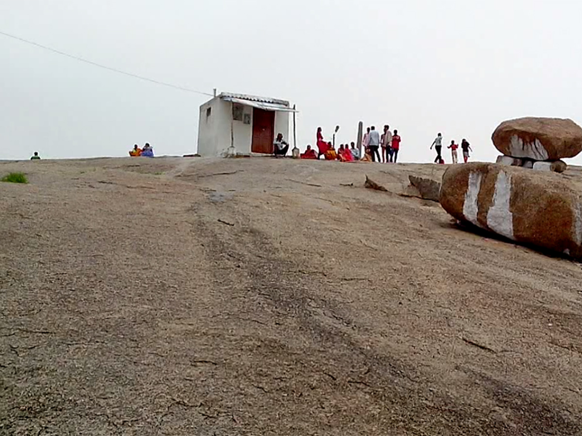 Devotional : Lakshmi Narasimha Swamy Temple Bejjanki HD Photos16
