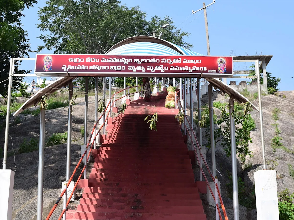 Devotional : Lakshmi Narasimha Swamy Temple Bejjanki HD Photos21
