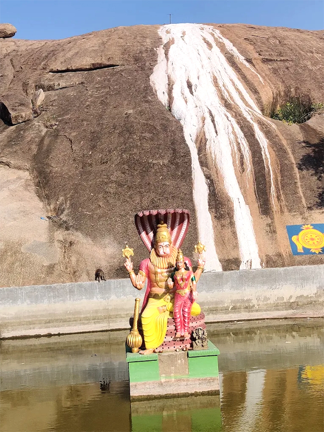 Devotional : Lakshmi Narasimha Swamy Temple Bejjanki HD Photos7