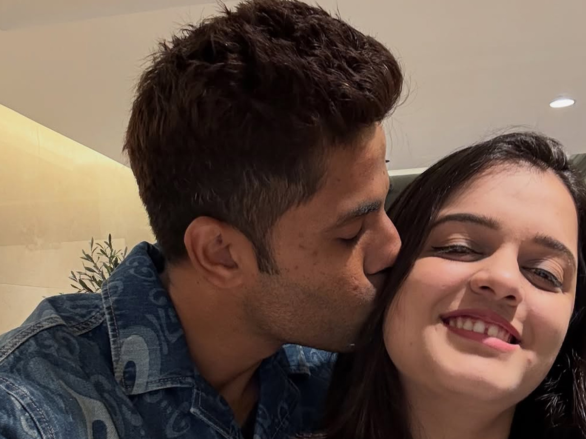 Happy Birthday To The All-Rounder In My Life : Suryakumar Photos6