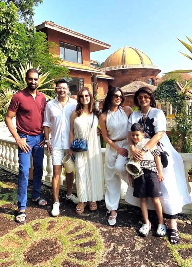 'Varanasi' movie beauty Priyanka Chopra Goa trip (Photos)5