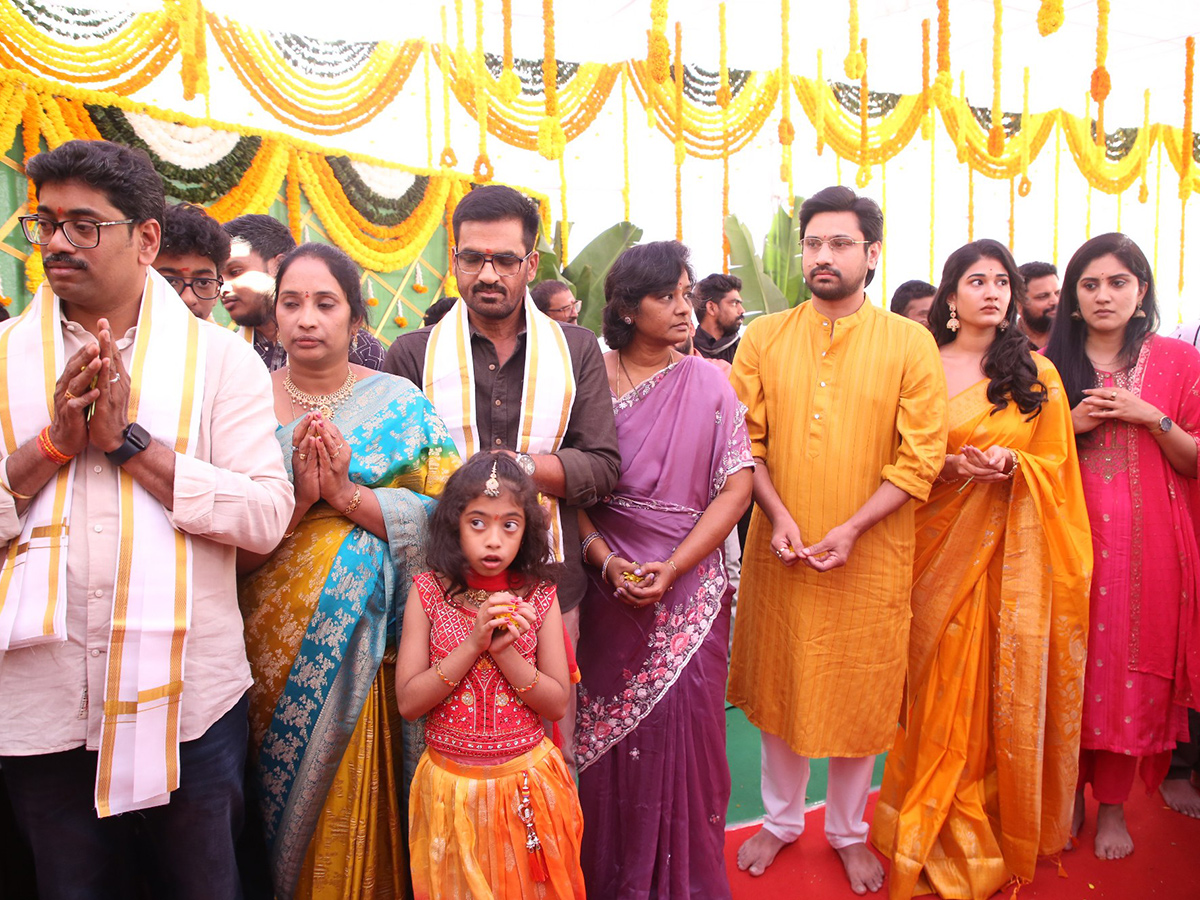 Raj Tarun New Movie Tortoise Grand Pooja Ceremony11
