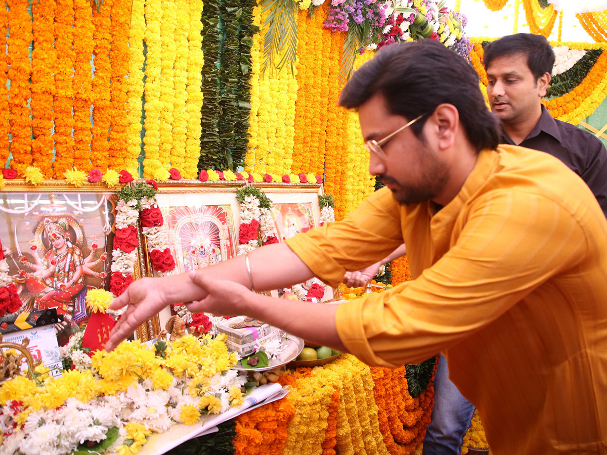 Raj Tarun New Movie Tortoise Grand Pooja Ceremony9