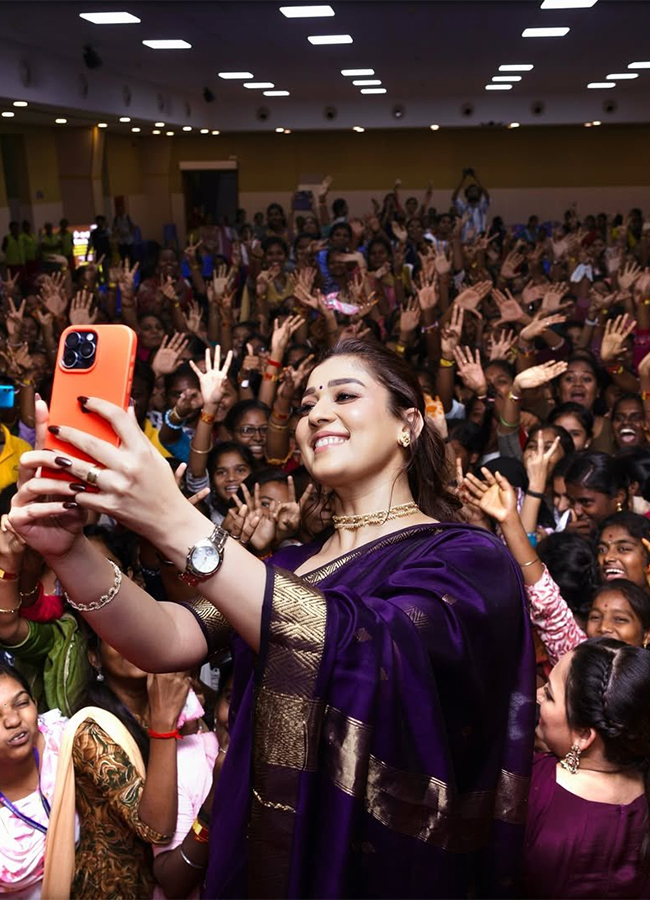 Tollywood Actress Nayanthara Birthday Special Photos HD15