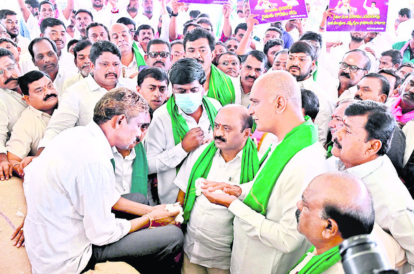 రేవంత్‌ మాటలు ఘనం.. చేతలు శూన్యం1