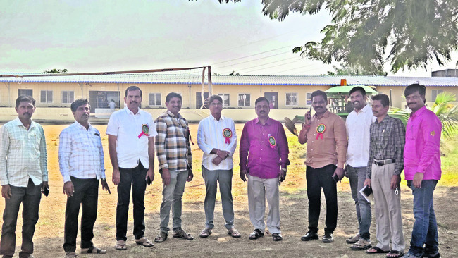 సైన్స్‌ ఎగ్జిబిషన్‌ స్థలం పరిశీలన
1