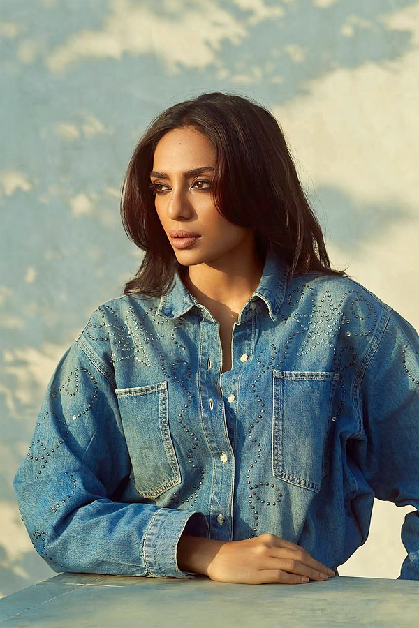 Actress Sobhita Dhulipala Latest Photos 2